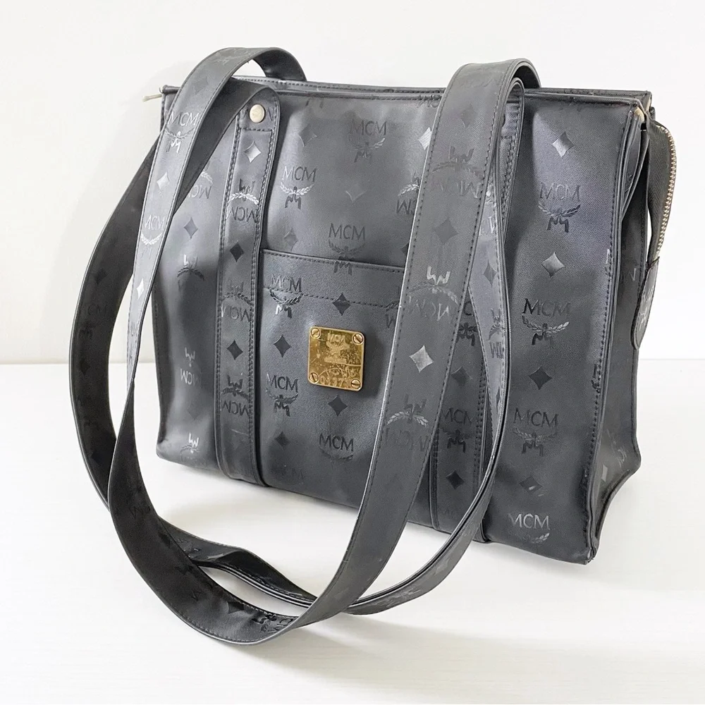 MCM vintage black visetos canvas shoulder bag - Picture 3 of 11